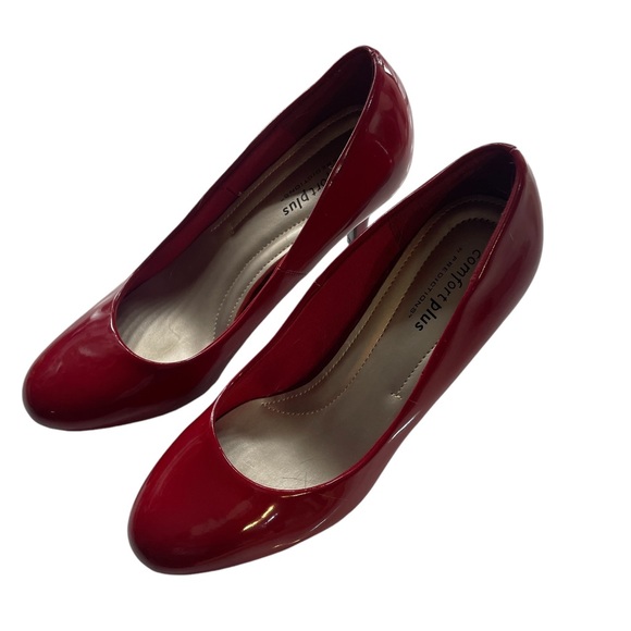 Red patent 3 inch high heel, Mary Jane, rounded heel shoe,7 1/2 - Picture 7 of 9